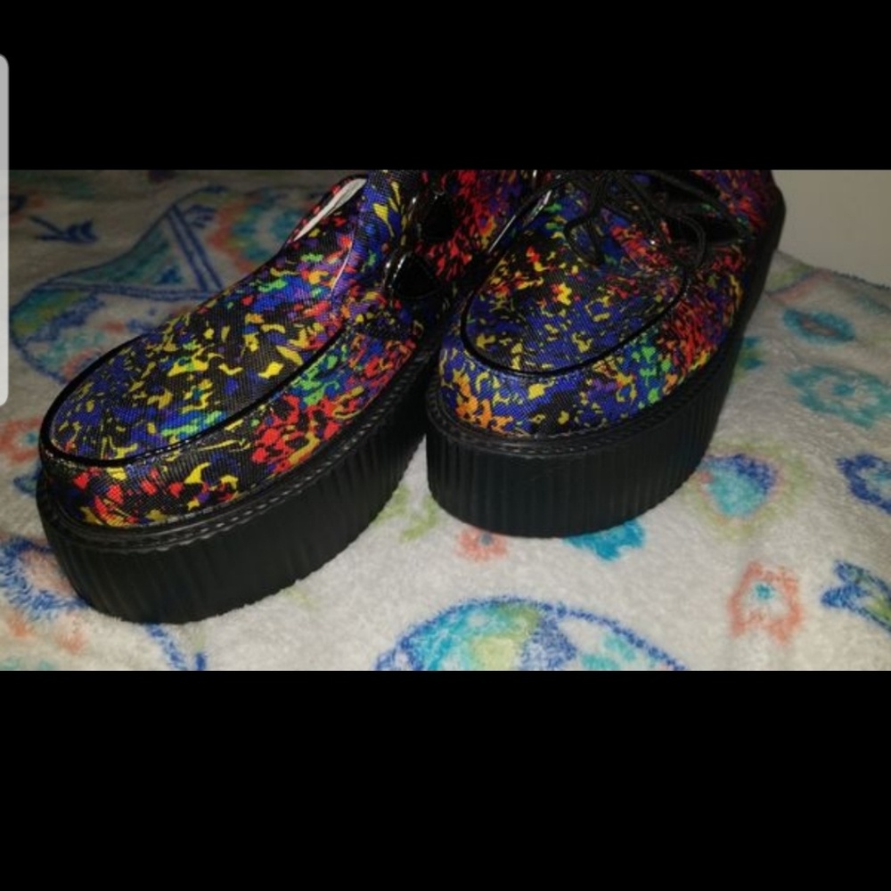 Rainbow creepers